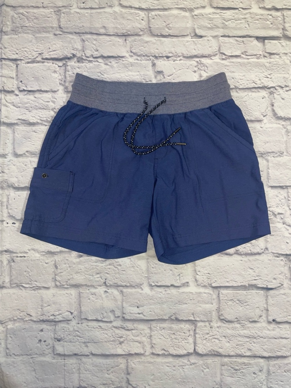Columbia 6” Shorts Gavin Ridge Pull On Cargo Charcoal XK0796